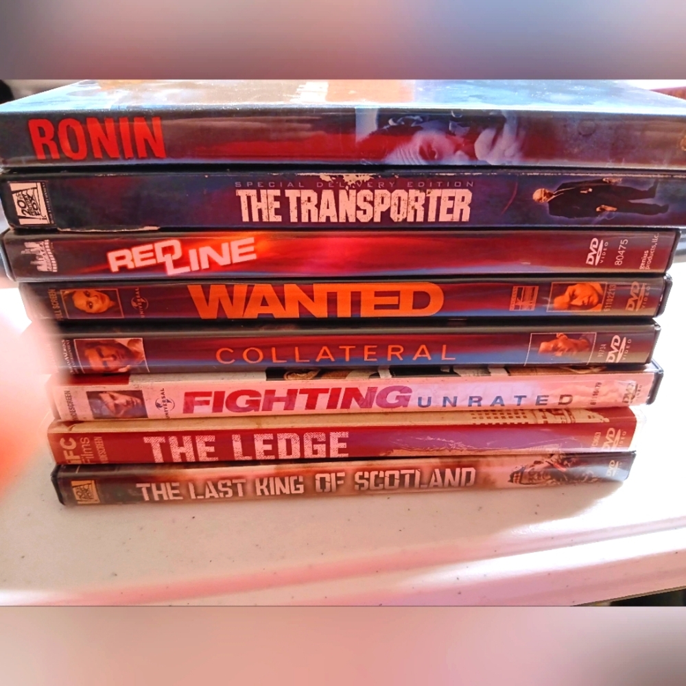 Movie Bundle 8 DVD'S included in bundle